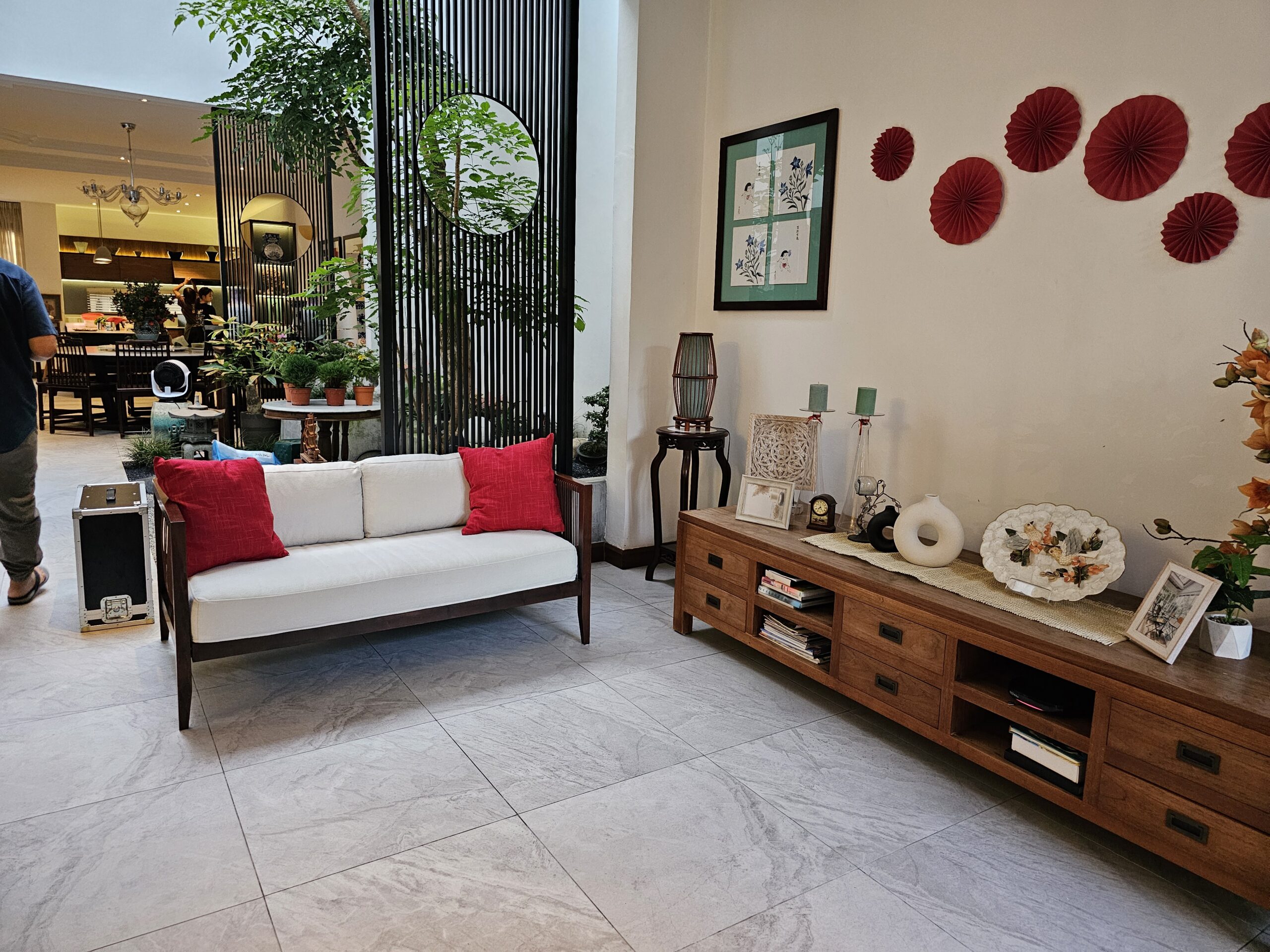 RUID0bd65a2a10674876a090f7fb03b628fd